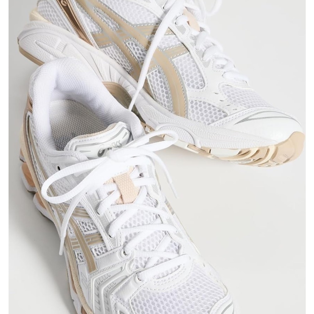 ASICS Women's Gel Kayano White and Beige Athletic Shoes 7.5